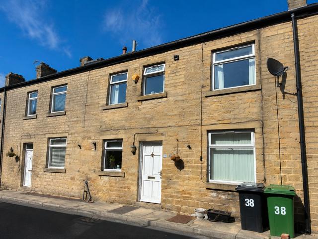 2 bedroom terraced house to rent