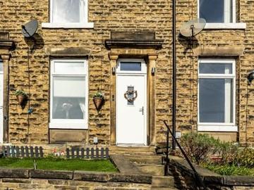 2 bedroom terraced house to rent