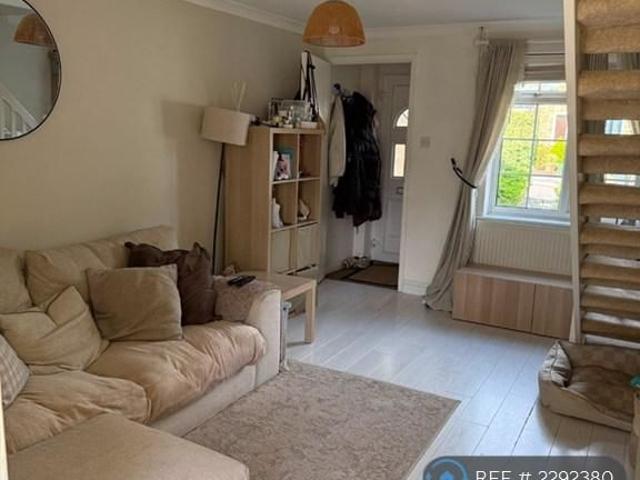 2 bedroom terraced house to rent