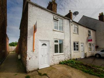 2 bedroom terraced house to rent