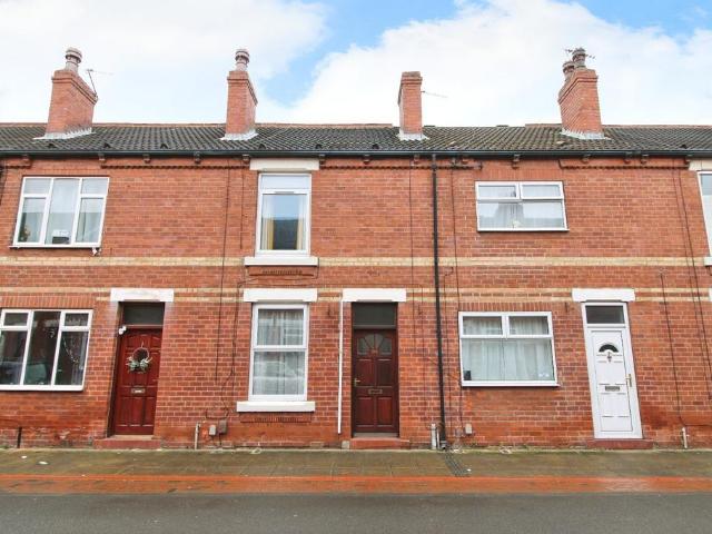 2 bedroom terraced house to rent
