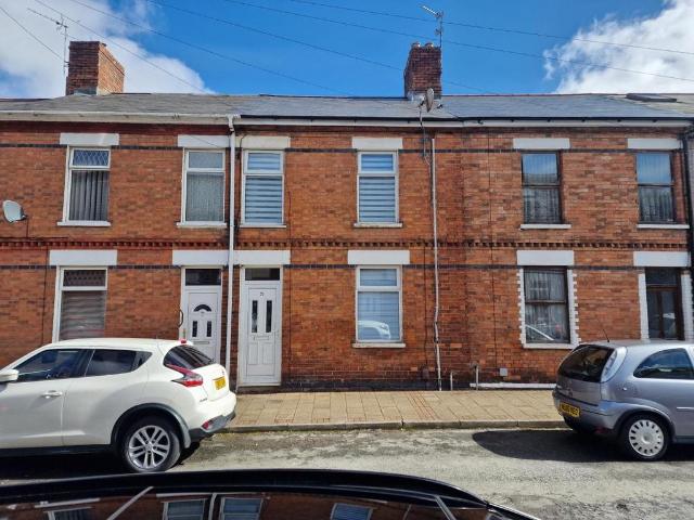 2 bedroom terraced house to rent