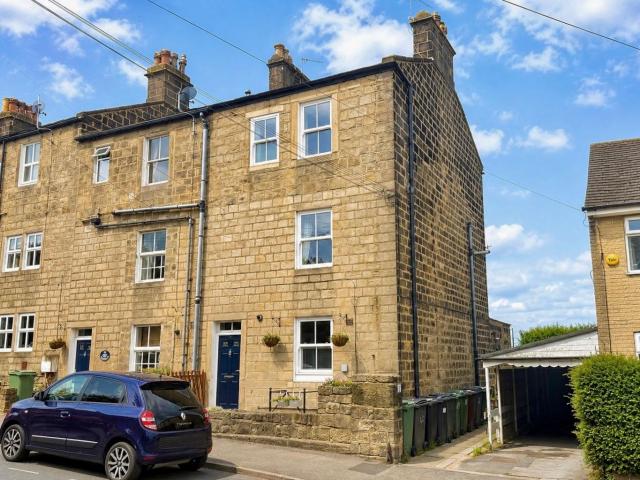 2 bedroom terraced house to rent
