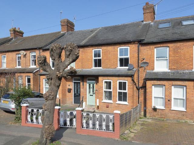 2 bedroom terraced house to rent