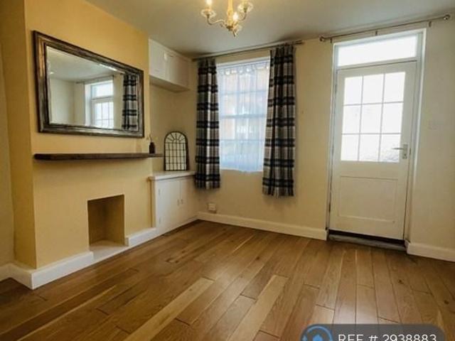 2 bedroom terraced house to rent
