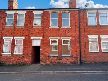 2 bedroom terraced house to rent