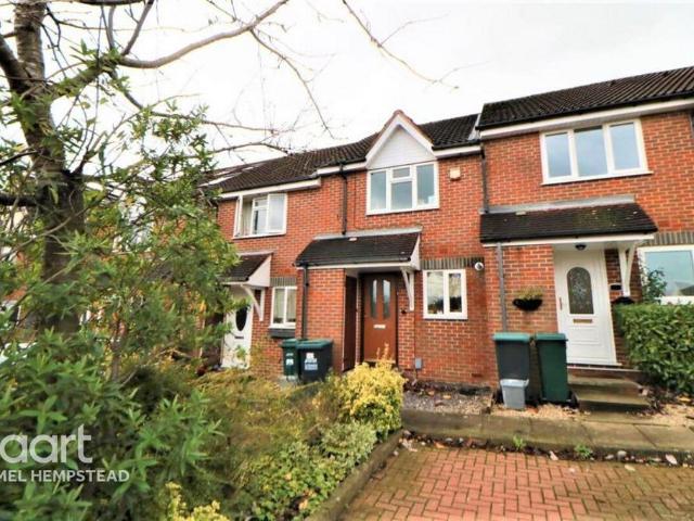 2 bedroom terraced house to rent