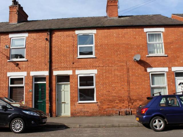 2 bedroom terraced house to rent