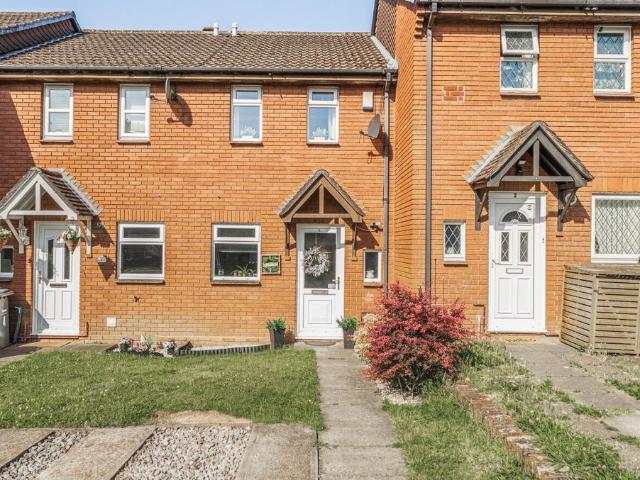 2 bedroom terraced house to rent