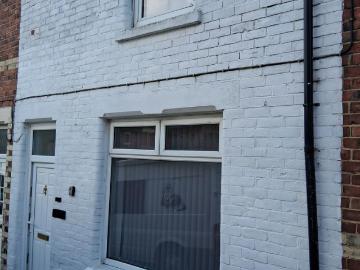2 bedroom terraced house to rent