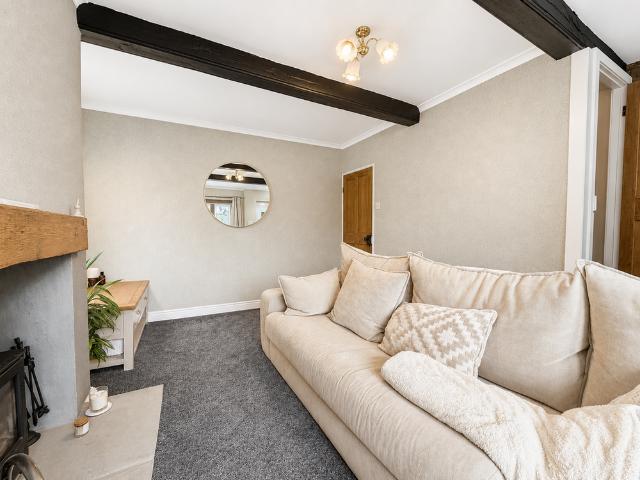 2 bedroom terraced house to rent
