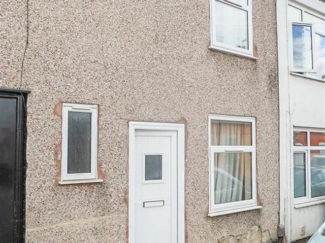 2 bedroom terraced house to rent