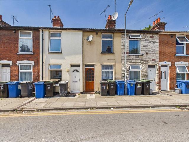 2 bedroom terraced house to rent