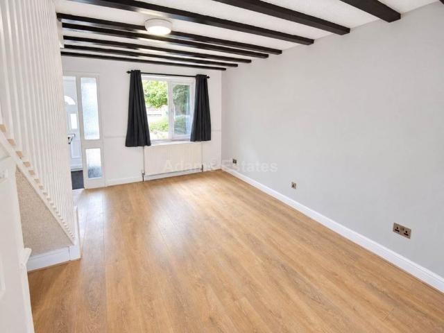 2 bedroom terraced house to rent