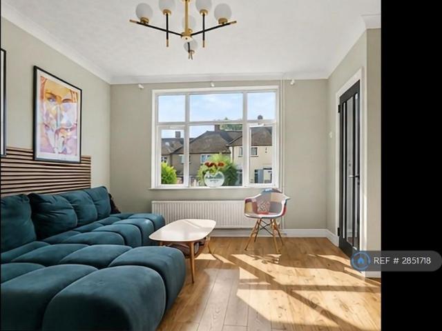 2 bedroom terraced house to rent