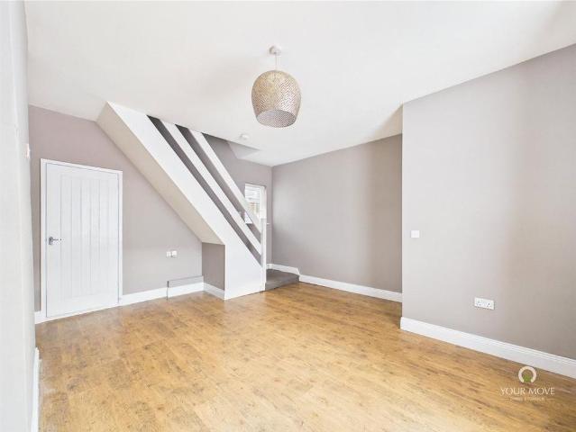2 bedroom terraced house to rent