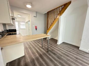 Hawkins Street L6 Liverpool, Kensington Liverpool, L7, North East Wales, Midlands