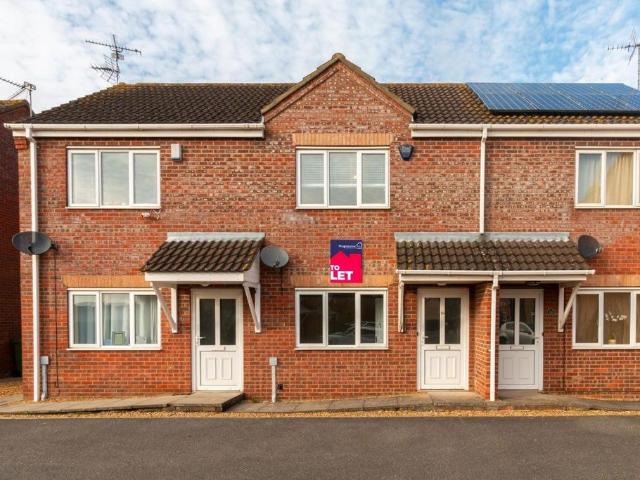2 bedroom terraced house to rent