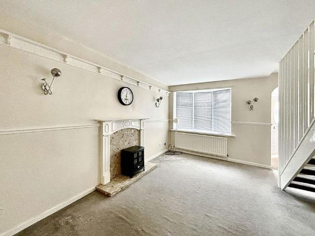 2 bedroom terraced house to rent