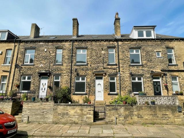 2 bedroom terraced house to rent