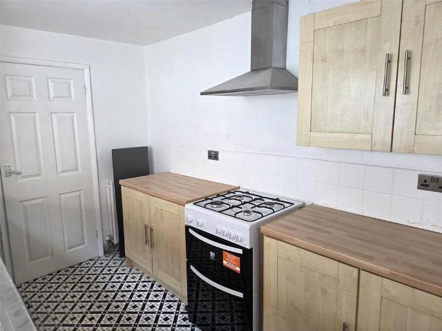 2 bedroom terraced house to rent