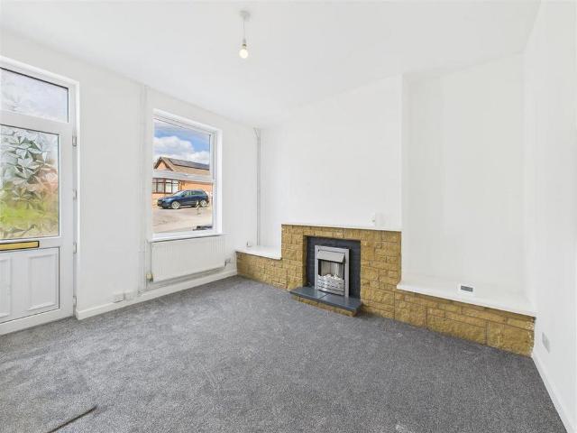 2 bedroom terraced house to rent