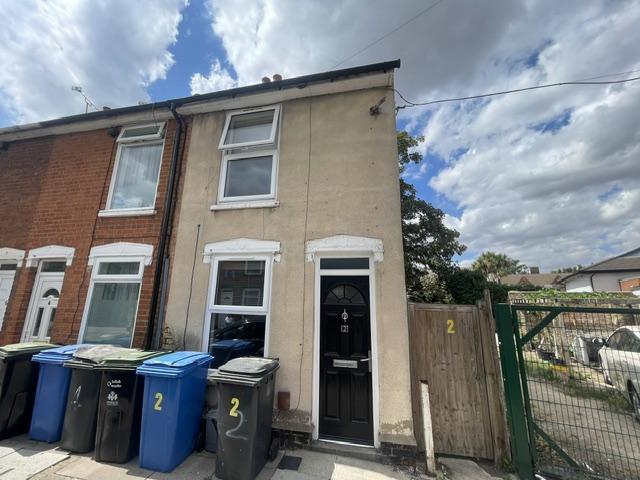 2 bedroom terraced house to rent