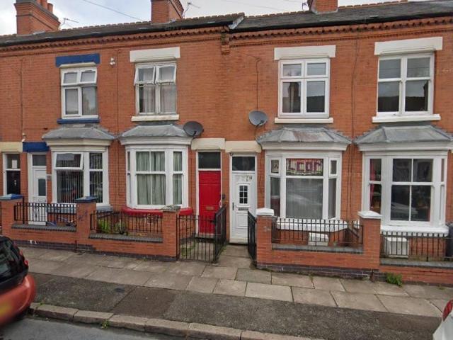 2 bedroom terraced house to rent