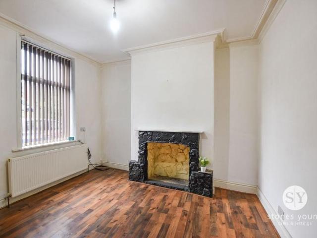 2 bedroom terraced house to rent