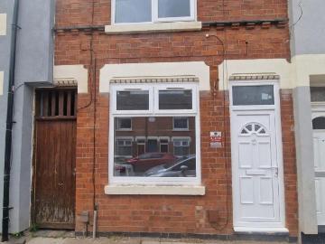 2 bedroom terraced house to rent