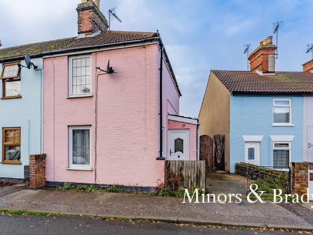 2 bedroom terraced house to rent