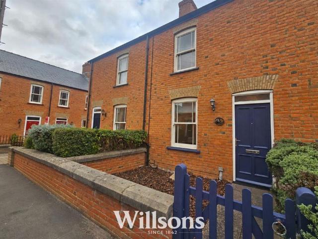 2 bedroom terraced house to rent