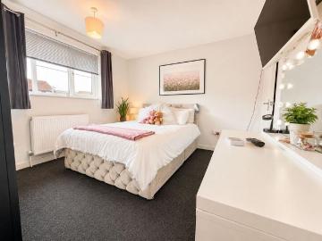 2 bedroom terraced house to rent