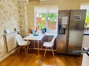 2 bedroom terraced house to rent
