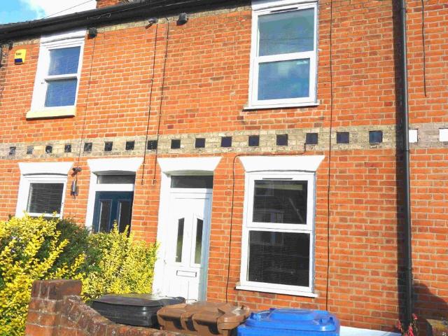 2 bedroom terraced house to rent