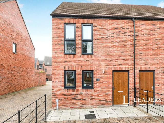 2 bedroom terraced house to rent