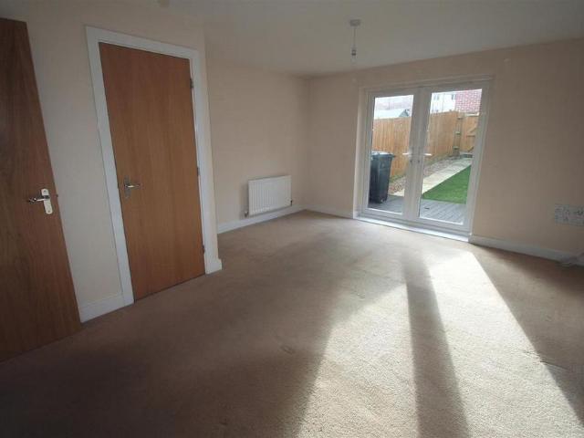 2 bedroom terraced house to rent