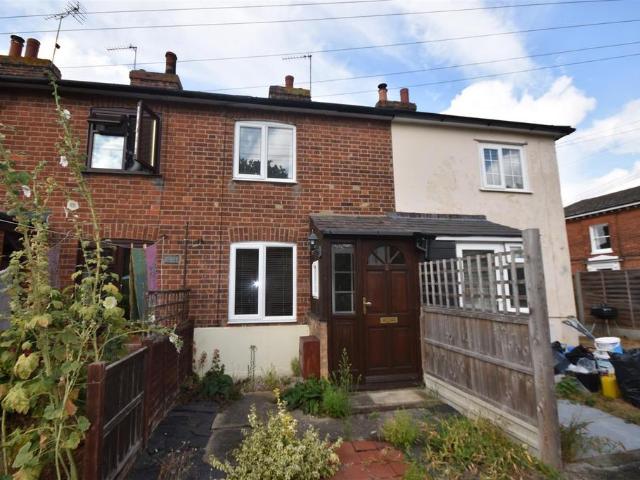2 bedroom terraced house to rent