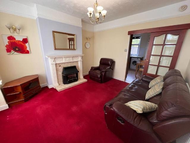 2 bedroom terraced house to rent