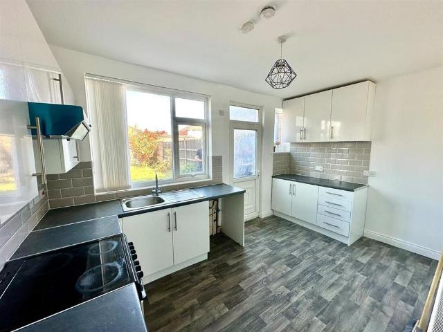 2 bedroom terraced house to rent