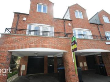 2 bedroom terraced house to rent