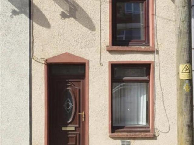 2 bedroom terraced house to rent