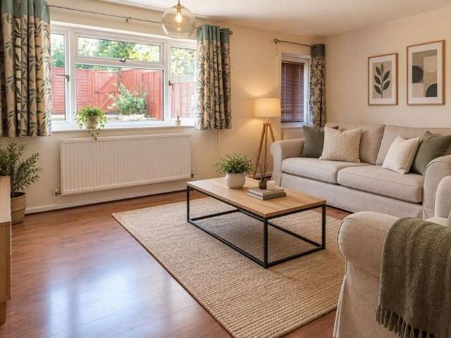 2 bedroom terraced house to rent