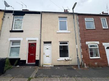 2 bedroom terraced house to rent