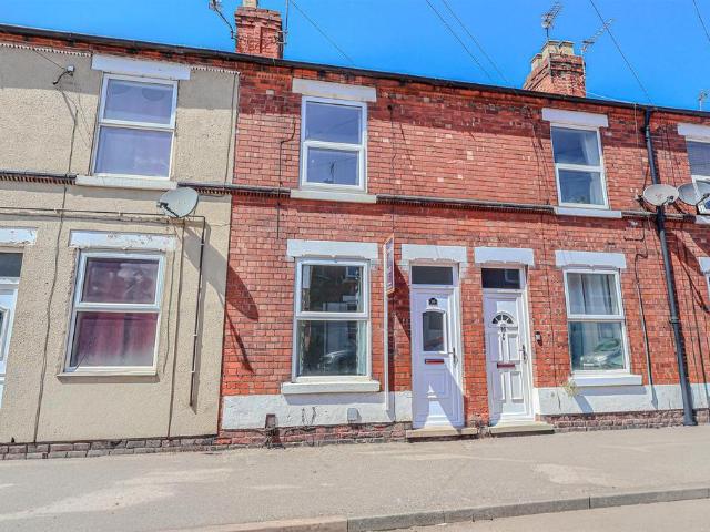 2 bedroom terraced house to rent