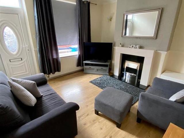 2 bedroom terraced house to rent