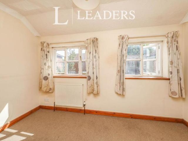 2 bedroom terraced house to rent