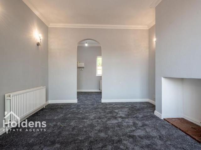 2 bedroom terraced house to rent