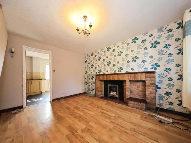 2 bedroom terraced house to rent