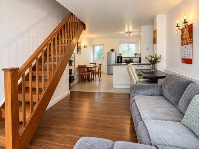 2 bedroom terraced house to rent